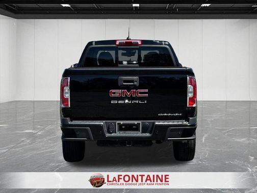 Onyx Black 2022 GMC Canyon Denali