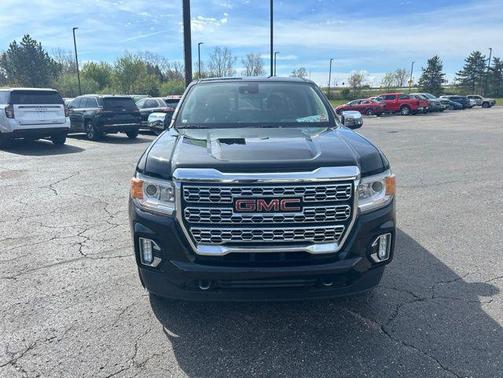 Onyx Black 2022 GMC Canyon Denali