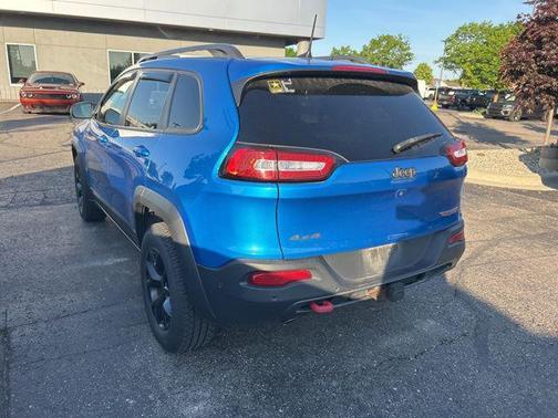 Hydro Blue Pearlcoat 2017 Jeep Cherokee Trailhawk