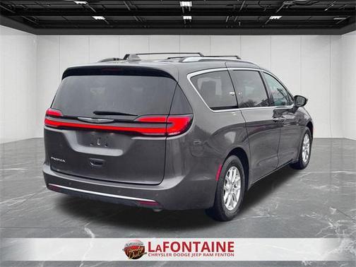 2021 Chrysler Pacifica Touring L