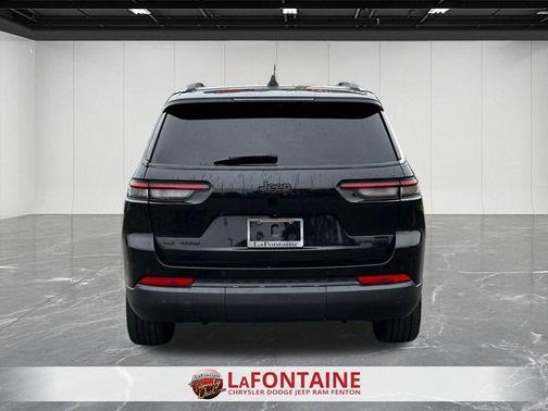 Diamond Black Crystal Pearlcoat 2021 Jeep Grand Cherokee L Limited