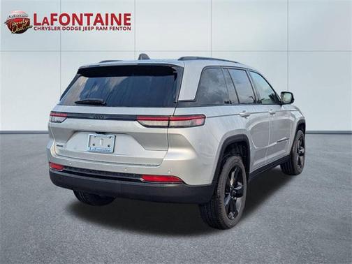 2025 Jeep Grand Cherokee Altitude