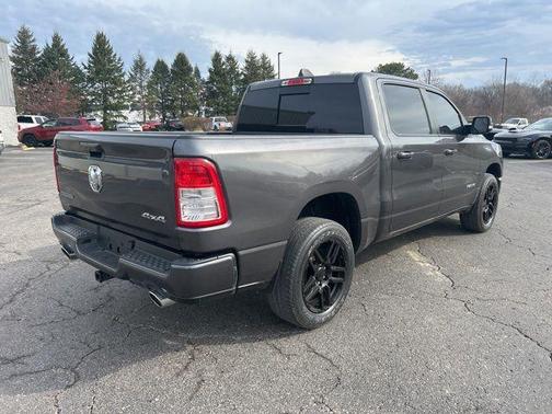 Granite Crystal Metallic Clearcoat 2022 RAM 1500 Big Horn/Lone Star
