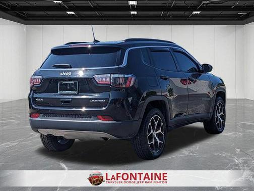 Diamond Black 2024 Jeep Compass Limited