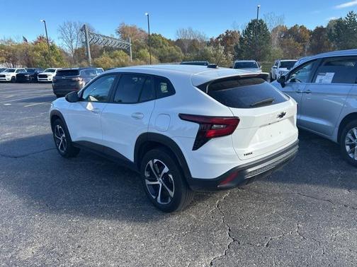 2025 Chevrolet Trax FWD 1RS