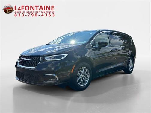 2025 Chrysler Pacifica L