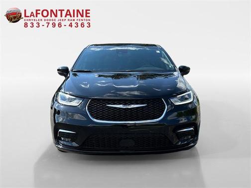 2025 Chrysler Pacifica L