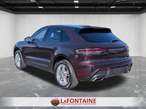 Burgundy 2024 Porsche Macan Macan