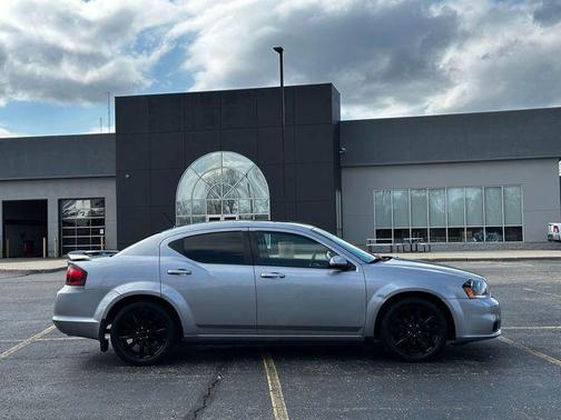 Billet Silver Metallic Clearcoat 2014 Dodge Avenger SXT