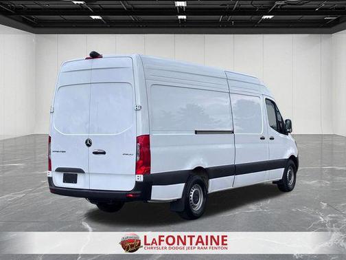 Arctic White 2025 Mercedes-Benz Sprinter 2500 High Roof