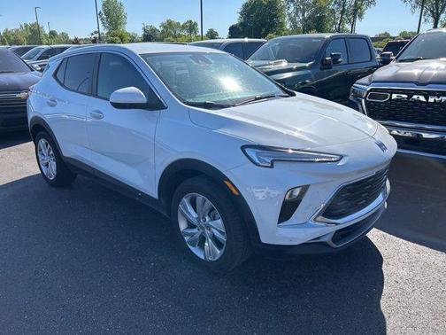 Summit White 2025 Buick Encore GX Preferred