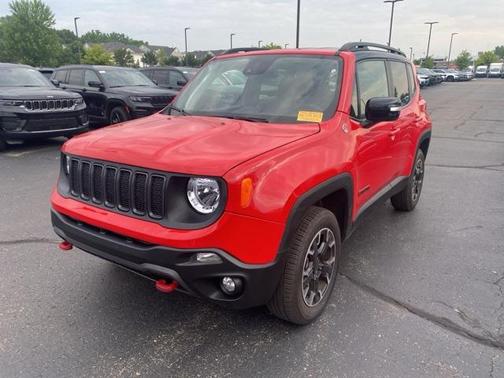2023 Jeep Renegade Trailhawk