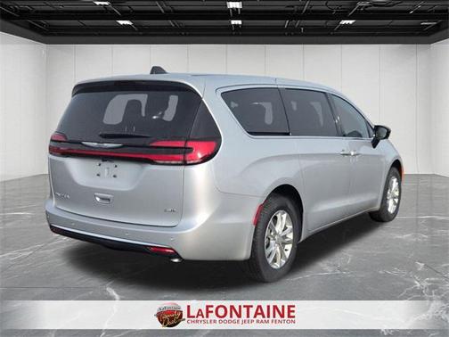 2026 Chrysler Pacifica L