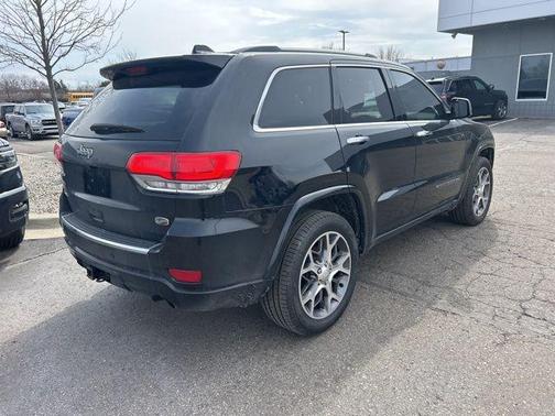 2020 Jeep Grand Cherokee Overland