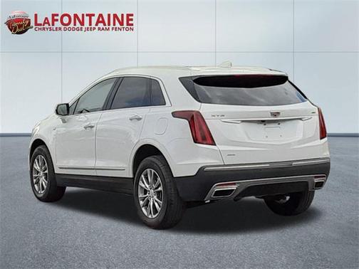 2022 Cadillac XT5 Premium Luxury
