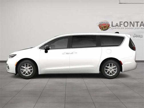 2025 Chrysler Pacifica L