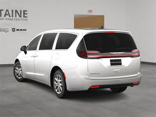 2025 Chrysler Pacifica L