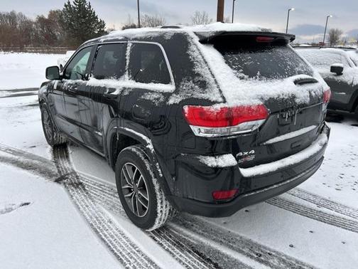 2019 Jeep Grand Cherokee Laredo