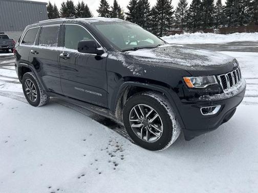2019 Jeep Grand Cherokee Laredo