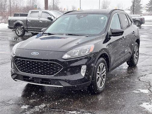 2020 Ford Escape SEL