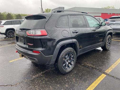 2022 Jeep Cherokee Trailhawk