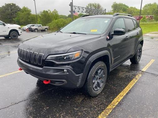 2022 Jeep Cherokee Trailhawk