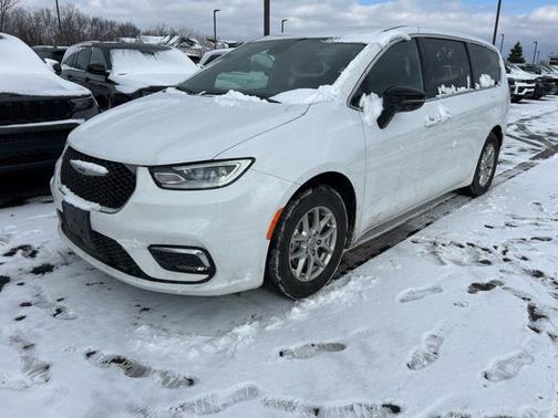 2025 Chrysler Pacifica L