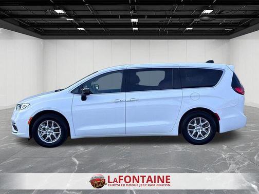 2025 Chrysler Pacifica L