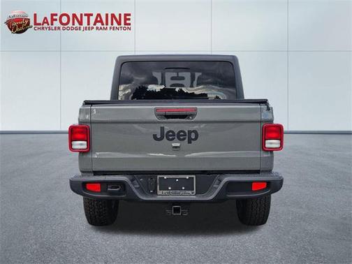 2022 Jeep Gladiator Sport S