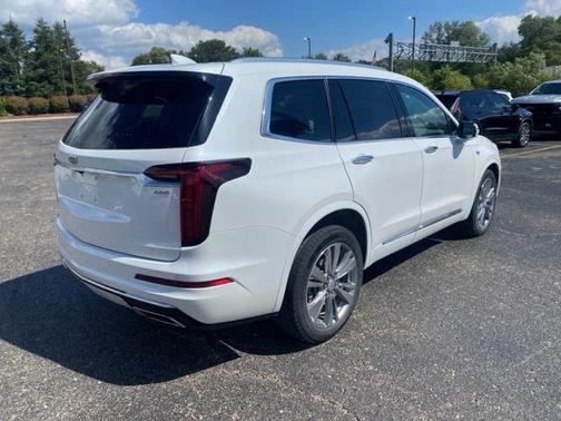 2023 Cadillac XT6 Premium Luxury AWD