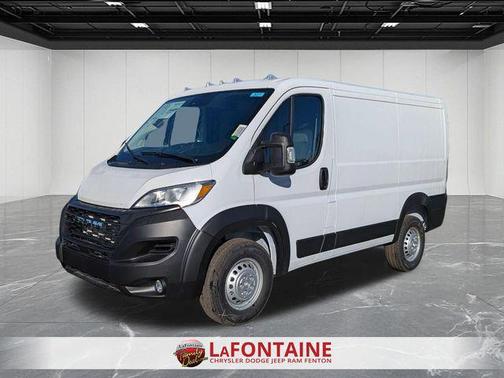 Bright White Clearcoat 2026 RAM ProMaster 1500 Low Roof