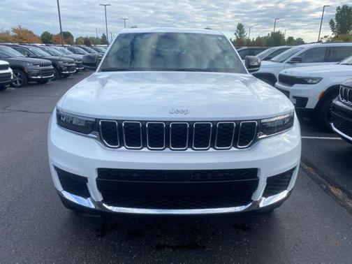 2024 Jeep Grand Cherokee L Laredo