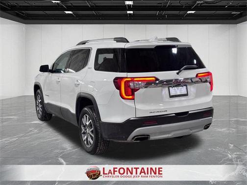 2023 GMC Acadia FWD SLT