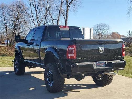 2023 RAM 2500 Big Horn Crew Cab 4x4 6'4' Box