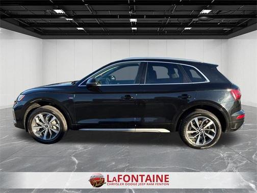 2023 Audi Q5 45 S line Premium Plus