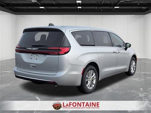 2026 Chrysler Pacifica L