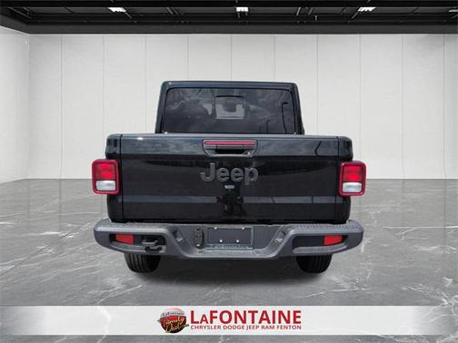 2025 Jeep Gladiator Sport S