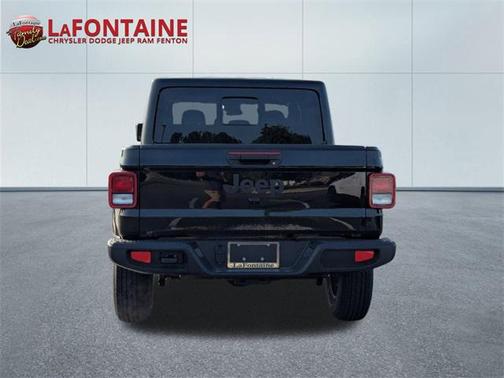 2025 Jeep Gladiator Sport S