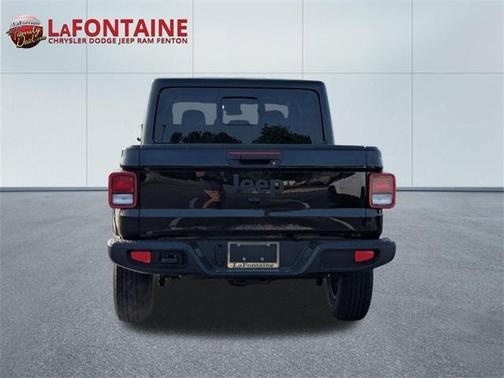2025 Jeep Gladiator Sport S