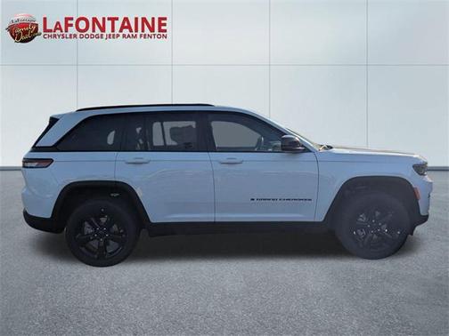 2025 Jeep Grand Cherokee Altitude