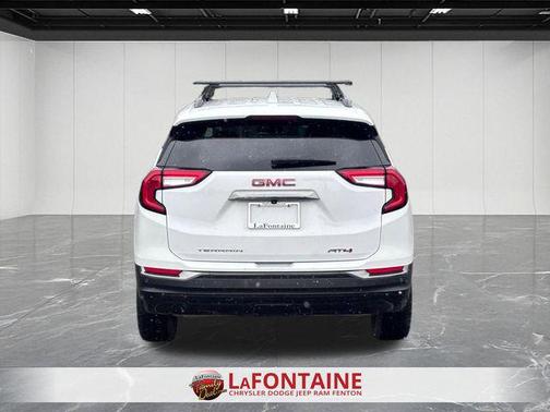 2024 GMC Terrain AWD AT4