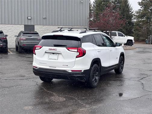 2024 GMC Terrain AWD AT4