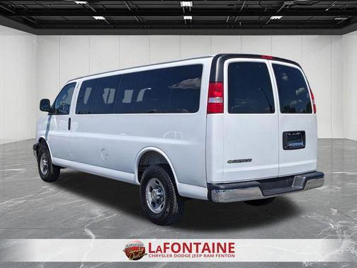 Summit White 2025 Chevrolet Express 3500 RWD 3500 Extended Wheelbase LT