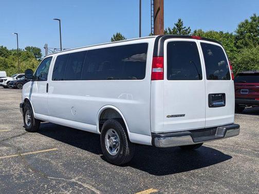 Summit White 2025 Chevrolet Express 3500 RWD 3500 Extended Wheelbase LT