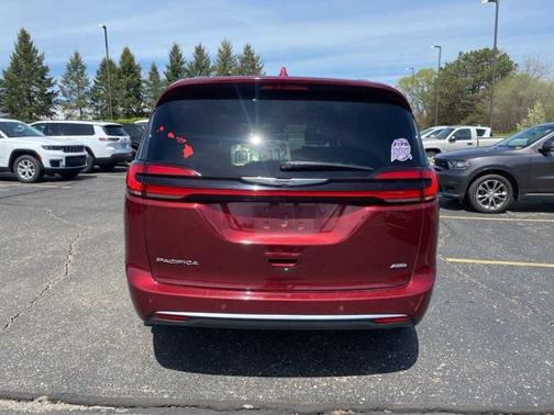 2021 Chrysler Pacifica L