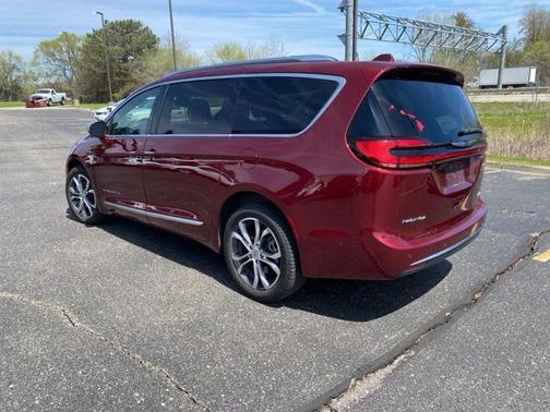 2021 Chrysler Pacifica L