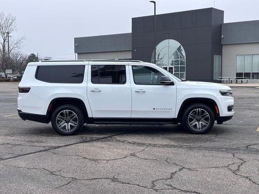 2025 Jeep Wagoneer L Series II 4x4