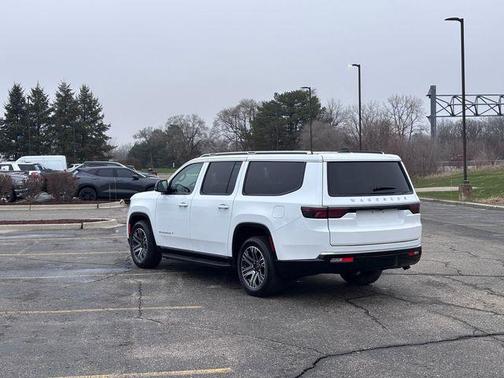 2025 Jeep Wagoneer L Series II 4x4