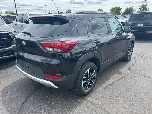 Black Metallic 2025 Chevrolet Trailblazer LT
