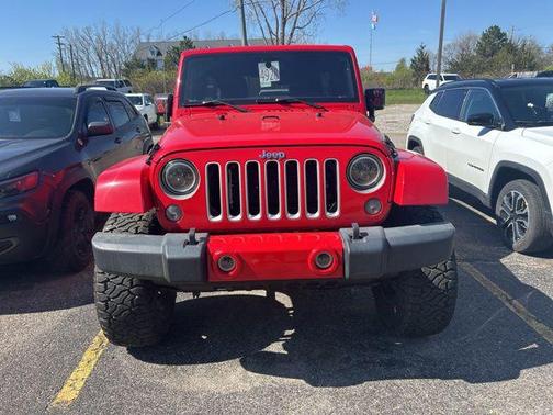 Firecracker Red Clearcoat 2016 Jeep Wrangler Unlimited Sahara